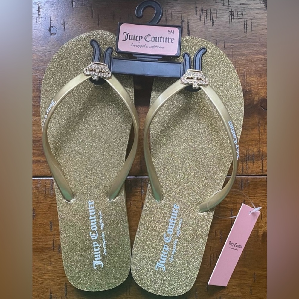 •NWT•Juicy Couture ‘Self Made’ 👑 Crown Gold Flip Flips